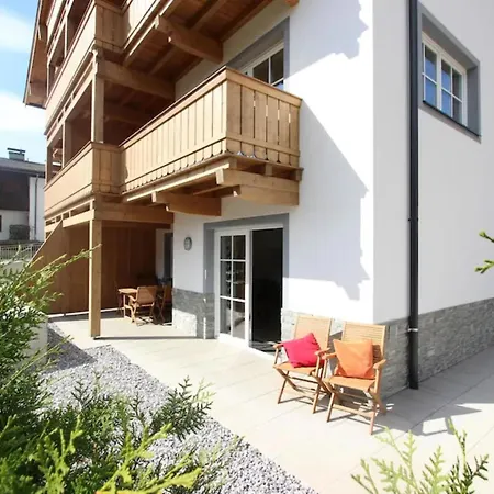 Edelalm Residenz 7 *